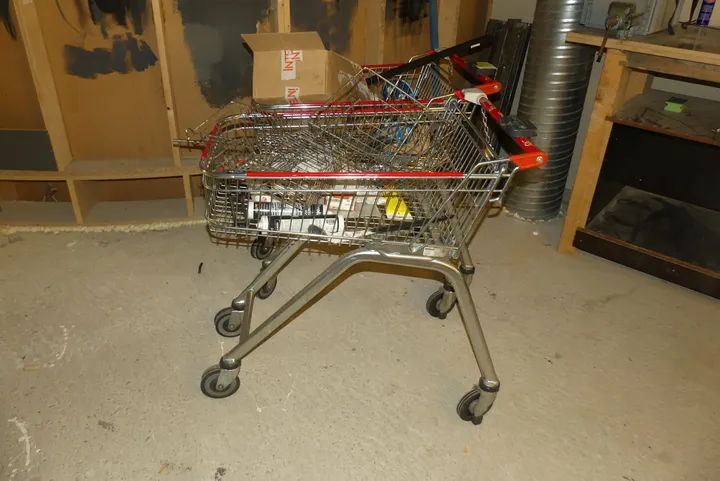 2x wanzl - Einkaufswagen mit Inhalt
